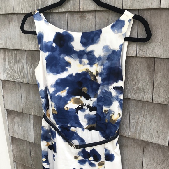 Ann Taylor Dresses & Skirts - Ann Taylor | Classy floral bateaux dress with belt